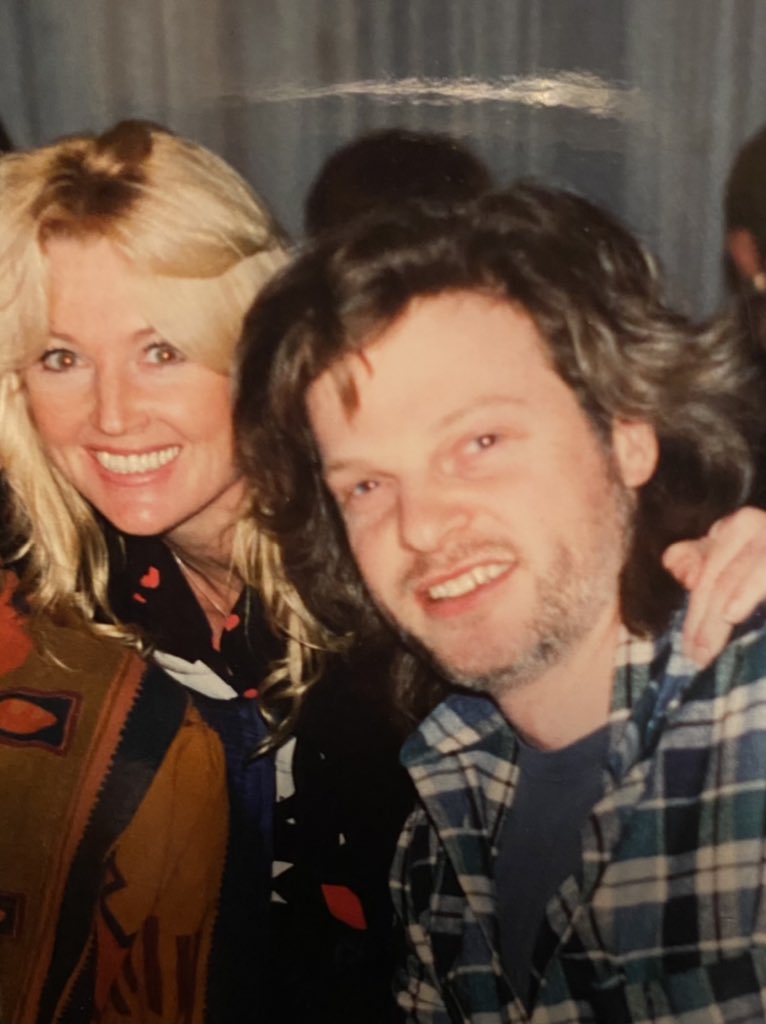 ValentineMagic's tweet photo. #STEVEBING
FOREVER AND EVER
IN MY 💜 HEART..
SOOO MISSED ☮️👼🙏🇺🇸🎬 https://t.co/lK0VaOPm6w