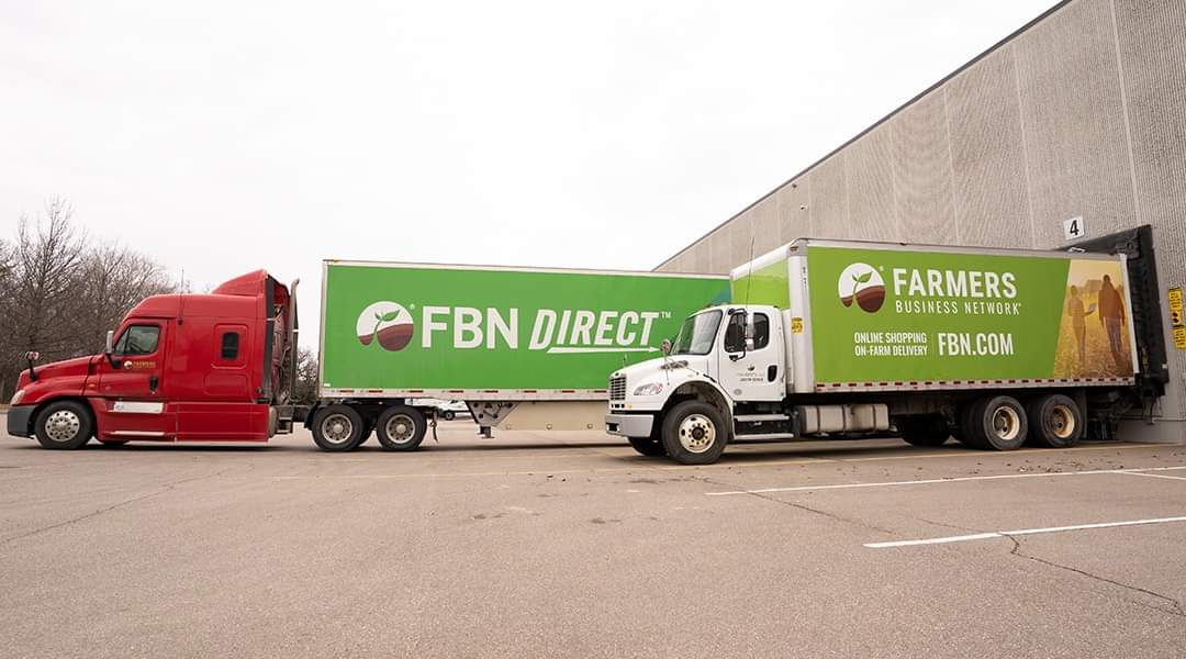 TeraMarr's tweet photo. With recent rains in some areas, high commodity $$ &amp; great crops coming in, it's time for fungicide planning. 

FBN has a variety of fungicides in-stock.

0% FCC Financing available for qualified orders.  Contact for details &amp; pricing. https://t.co/9JdAb0BX3H