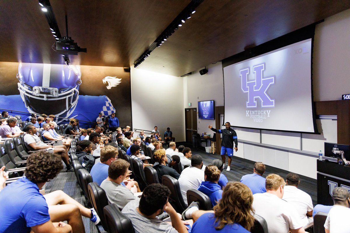 Kentucky Football tweet media