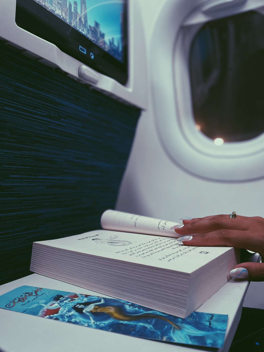 F_april90's tweet photo. 🛫🪬📖 https://t.co/2Nd83f36YS