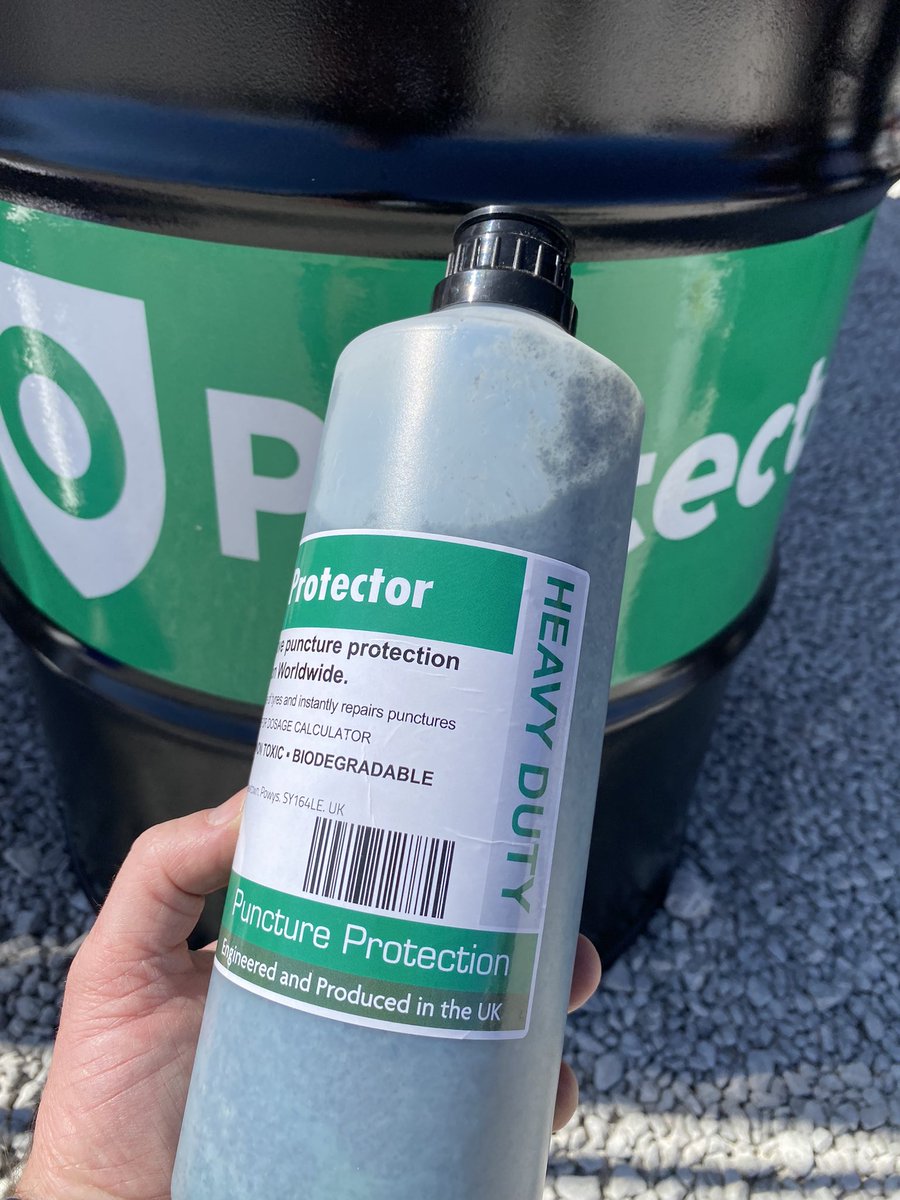 What an incredibly busy and successful 2nd day at #Hillhead2022. Great to meet existing and new customers face to face again. Looking forward to the final day tomorrow.
#construction #automotiveindustry #recycling #miningequipment #mining  #miningnews #sealants