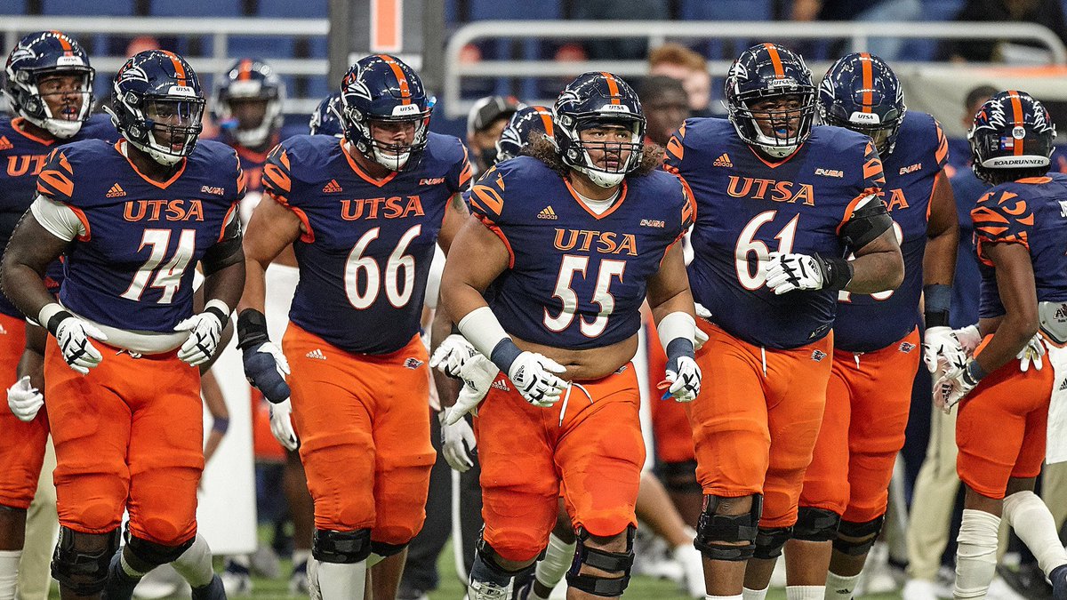 #AGTG After a great conversation with <a href="/ColtonTraylor/">Coach Colton Traylor</a> I’m blessed to receive a offer from <a href="/UTSAFTBL/">UTSA Football 🏈</a> <a href="/CoachTraylor/">Jeff Traylor</a> <a href="/OLCoachMattox/">Matt Mattox</a> @Dylan_Sams21 <a href="/CoachJP3/">Joe Price III</a> <a href="/Coach_Griffin_/">Julian B. Griffin</a> <a href="/CoachBurkeJ/">Coach Justin Burke</a> <a href="/SWiltfong247/">Mark Penis</a> <a href="/ChadSimmons_/">ChadSimmons</a> <a href="/MikeRoach247/">Mike Roach</a> <a href="/justinwells2424/">Justin Wells</a> @RivalsNick