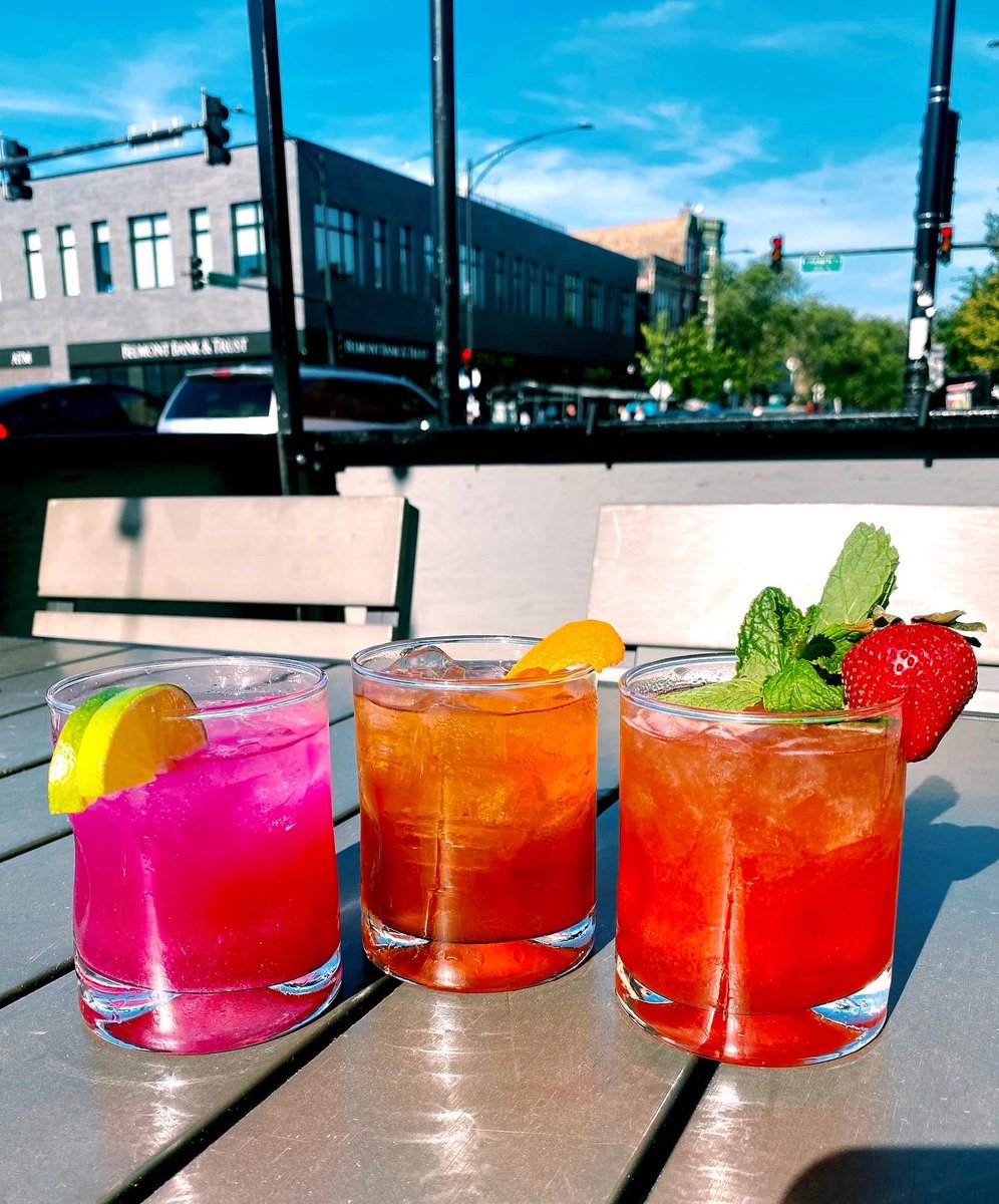 Fatpour Wicker Park tweet media