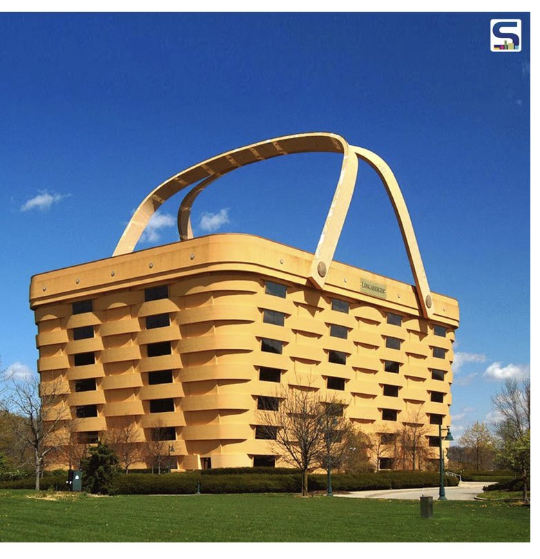 steveisracked's tweet photo. People forget that this building was 2 miles from my college. Unbelievable, “the worlds largest basket” is what the locals call it. Ohio stays racked. https://t.co/rF5XCzY8YV