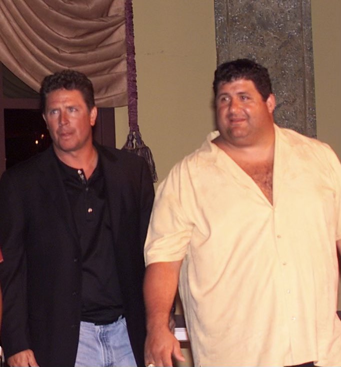 DanMarino's tweet image. We lost a great one today and I’m truly devastated. Goose was the best. He made the most out of every moment, made sure everyone around him always had a smile on their face, and had a heart of gold. The Siragusa family is in our prayers. Rest In Peace, brother.
