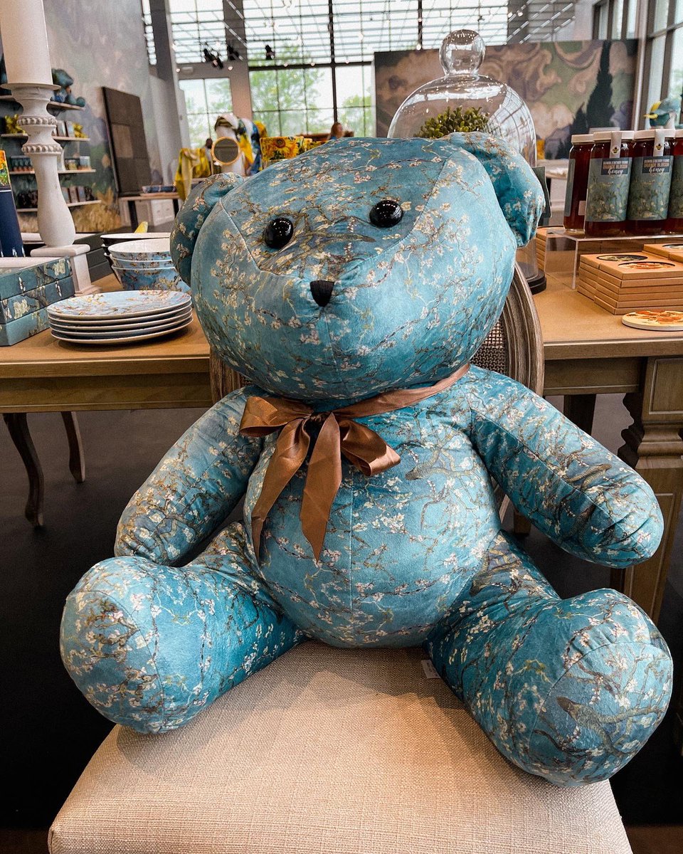 Immersive Van Gogh Exhibit Columbus tweet media