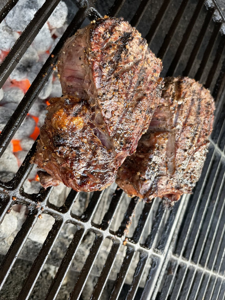 GrooganFox26's tweet photo. #Groosgrill Can’t go wrong unless I screw it up…and I won’t ;) #Fox26 https://t.co/vJrhJUyw6b