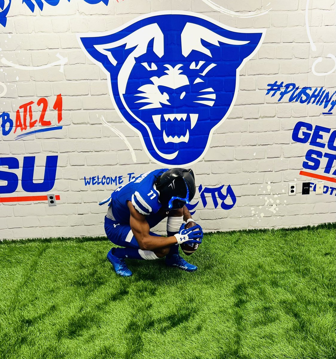 depass_daryl's tweet photo. I really enjoyed my time @GeorgiaStateFB Today can’t wait to be back up in the A !! @corypeoples 💙 https://t.co/GglM9gu2XV