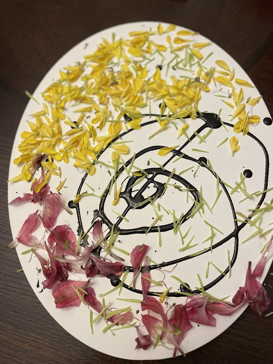 MightyRetreat's tweet photo. The paint was left out in the moonlight, blessed, placed my hands on each inch of these canvas and blessed them then I performed reiki on the painting using the paint.. The power symbol for reiki is featured. Imagine getting energy just from looking at a painting? https://t.co/K8rAiUa6js