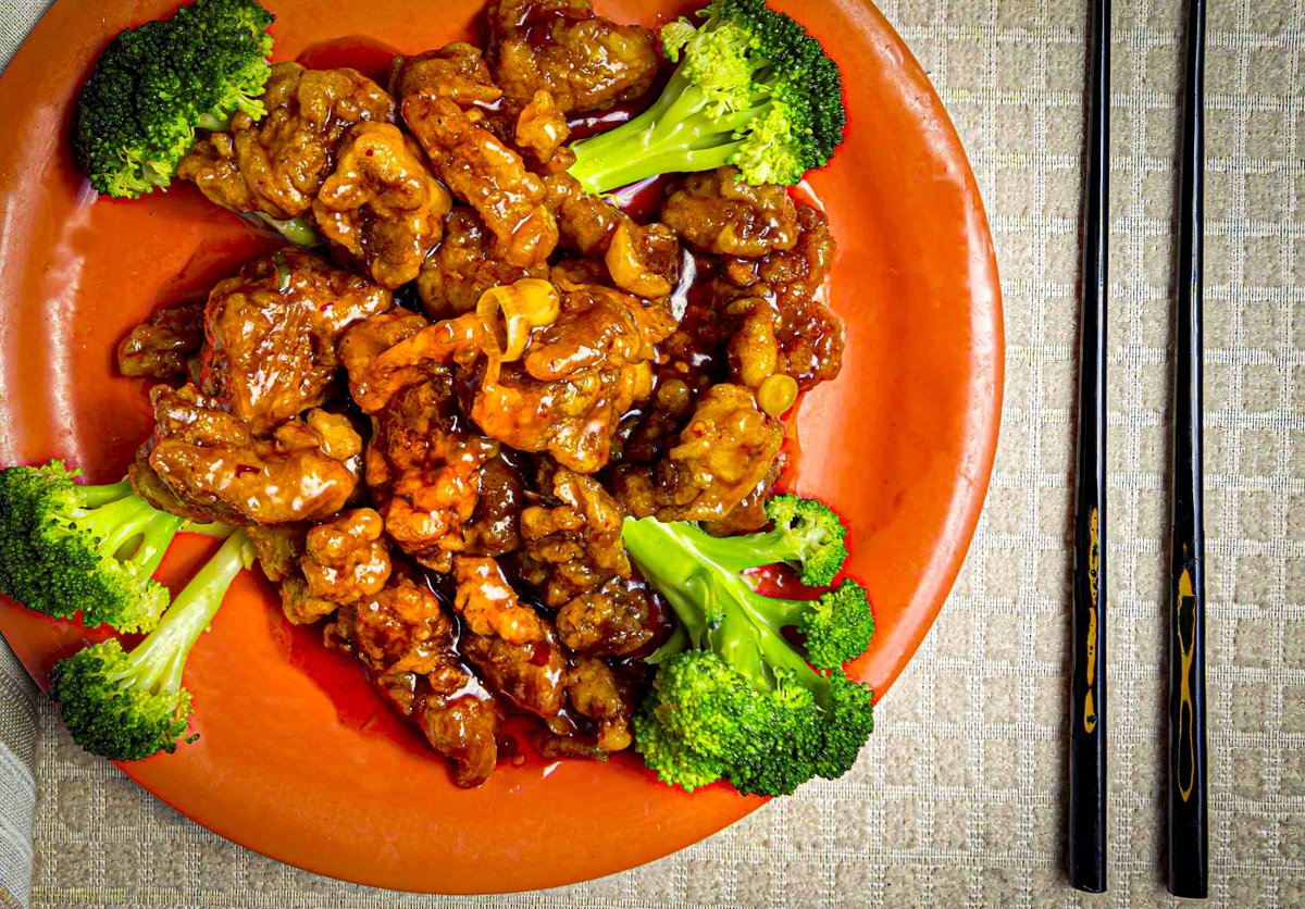 TheTastePhotog1's tweet image. Gotta love great food, General Tso's Chicken... Yeah, a little broccoli on the sides... ha!
#EatFirstWithYourEyes #Deliciousness #FoodPhotography #FoodPhotographer #TheTastePhotography #KentuckyFoodPhotographer