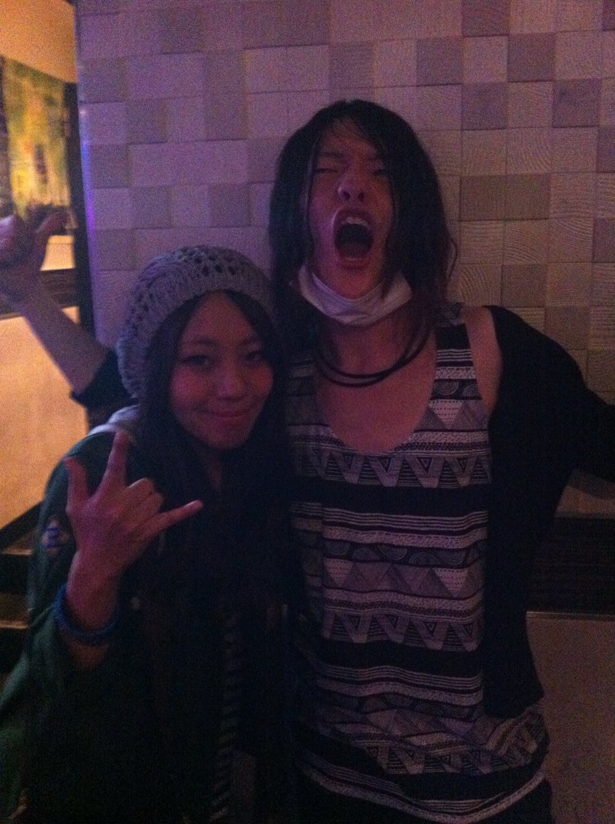 ryosuke_exacor's tweet photo. 貴女がくれた理由や、覚悟、縁を大切に俺は生きていきます。
最後の最後にドロップでやってた時以上のパンチ見せやがって笑
貴女に向けてのメッセージを文章にもしておきます。よく頑張ったね。痛かったね。でももう苦しくないからゆっくり休んでね。
これは皆への言葉。誰も居なくならないでね。 https://t.co/ZJfQVK7YZL