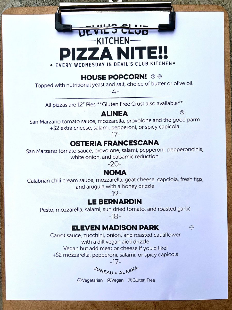 DevilsClubBeer's tweet photo. 🍕Pizza Nite!!🌙 
This is our Bridgestone five star review of delicious pizzas!
.
//🇸🇪Noma 🇸🇪/ Calabrian chili cream sauce, mozzarella, goat cheese, capciola, fresh figs,
and arugula with a honey drizzle//

#pizza #michelinrestaurant #fig #wednesdaymeanspizza #thebestchef https://t.co/zoJpTByJii