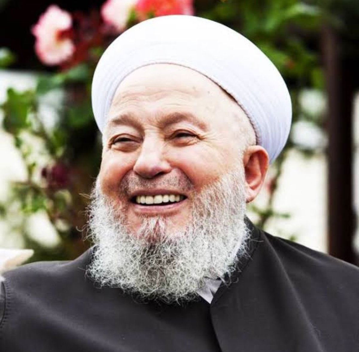 ferdicildann's tweet photo. Asrın müceddidi ebedi aleme irtihal etti bu gece..
Ruhuna El- Fatiha   
#MahmudEfendiHazretleri https://t.co/9si0WPPxfZ