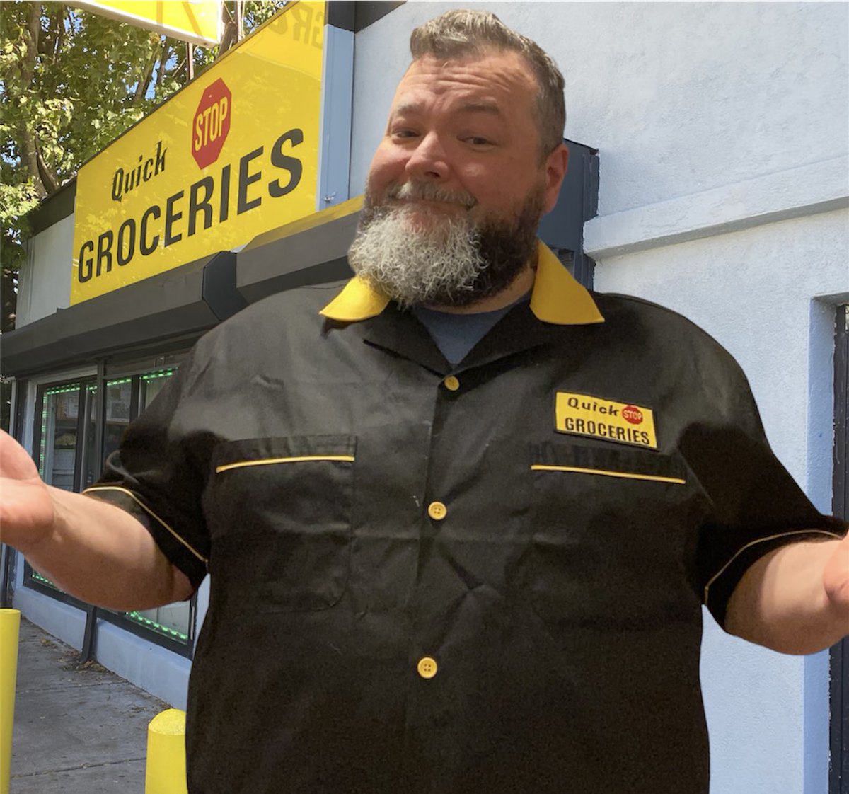 RealMovieGuru's tweet photo. What do you think @ThatKevinSmith could I be in the next clerks movie ??? Clerks4 or reshoots if you ever do any Clerks3๐I could be Danteโs long lost brother Phil Hicks #clerks3 #clerks #imakethislookgood https://t.co/69tuf1yxHQ