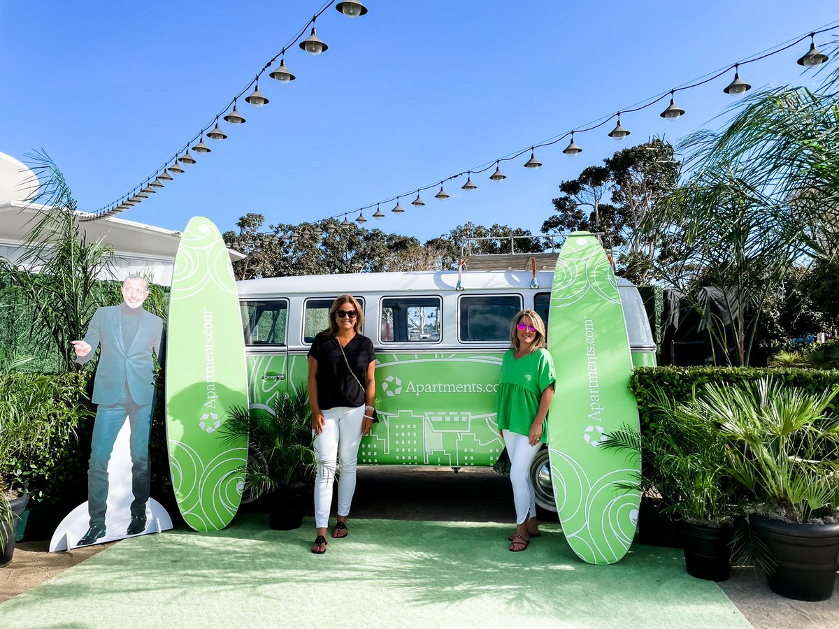 Excited for our private <a href="/ApartmentsBiz/">ApartmentsBiz</a>  Goo Goo Dolls &amp; Train concert tonight! #RockwithApts 💚