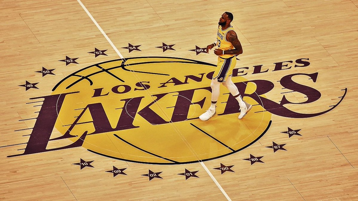 The Lakers have the best center court logo in the NBA 🌟