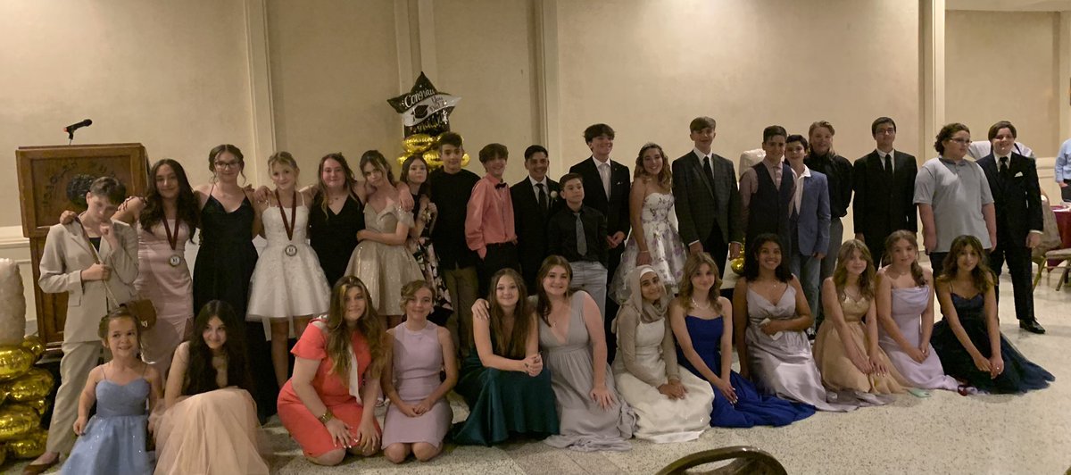 Congratulations to Hugh Beaton’s Class of 2022!