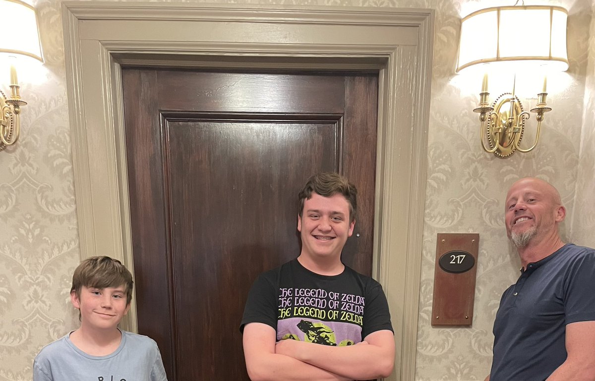 CoachDRitch's tweet photo. Spending the night in the dreaded room 217 @StanleyHotel. Me and the boys hoping to feel haunted tonight. @LosersClubPod @StephenKing @JimCarrey #MutantFam #spookme https://t.co/PYhEg7Vqiv