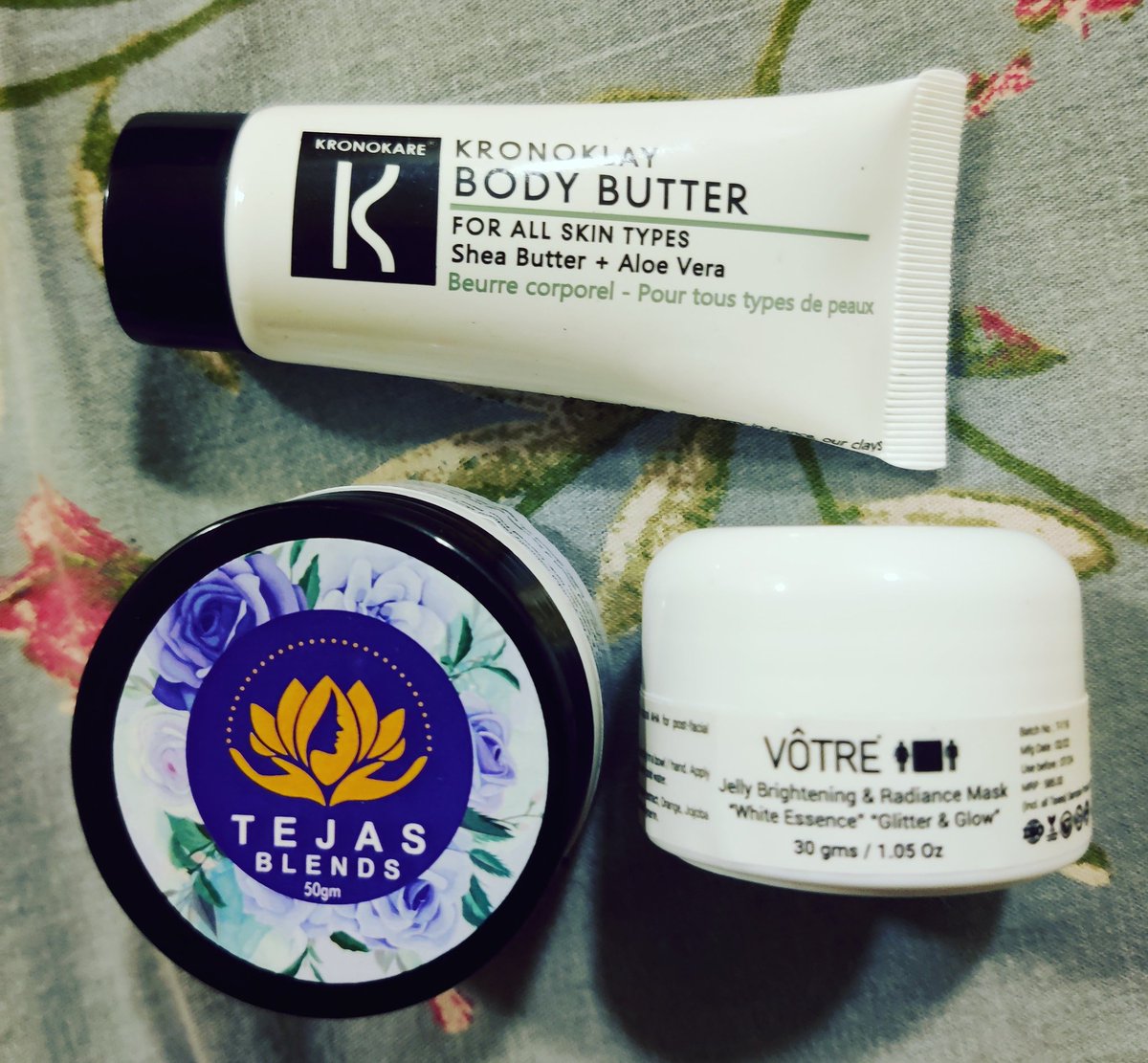 Velvetyvirgo's tweet photo. Just a few products from previous bags by @thefabbag all good products... So much to discover!
#fabbag https://t.co/6G9aVqfg9t