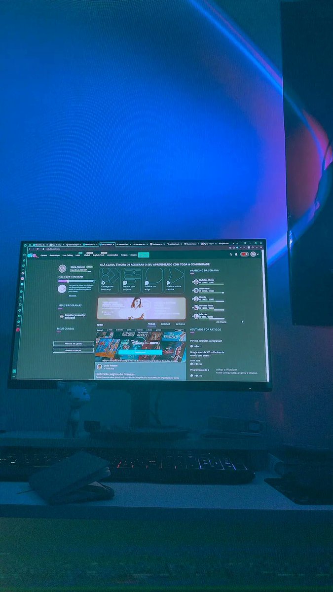 ccadcode's tweet image. Day 2 of #100DaysOfCode and I already needed a milkshake and fries 🍟😋
| 🛡️✨💻
iiiih gente já recorri ao fast food no segundo dia, quantos dias será que vou aguentar? 😅
#CodeNewbie #tech #100daysofcodechallenge #coding #javascript #LearnProgramming #KeepGoing #techtwitter