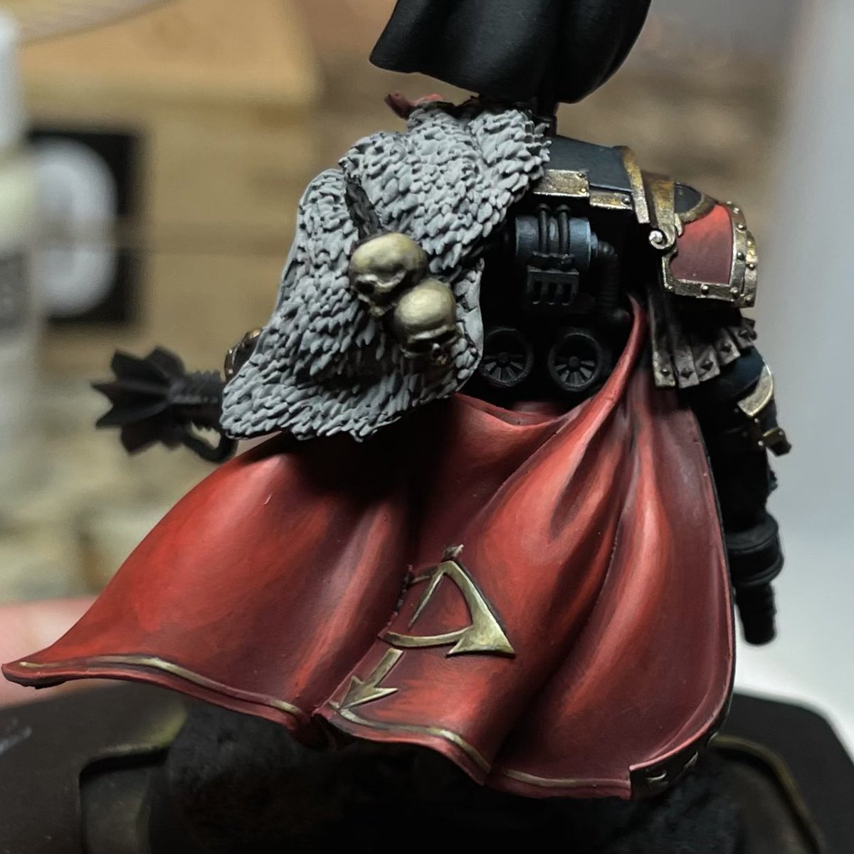 Only able to find a little time here and there to paint but the #sonsofhorus are still assembling to do battle alongside my 1.0 Emperors Children in the #ageofdarkness!
#warmongers