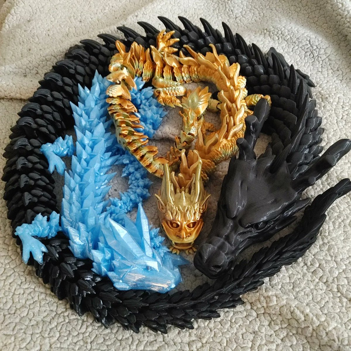 A días del estreno de #HouseOfDragons, #ImprimeEn3D todos tus dragones con tu #impresora3D Ender3-V2: Prepárate con la Impresión3D!

Más info de #Ender3V2 acá: bit.ly/3D-Ender3V2

#3DPrinter #3DPrinting #Creality3D #Creality #Impresión3D #GameOfThrones