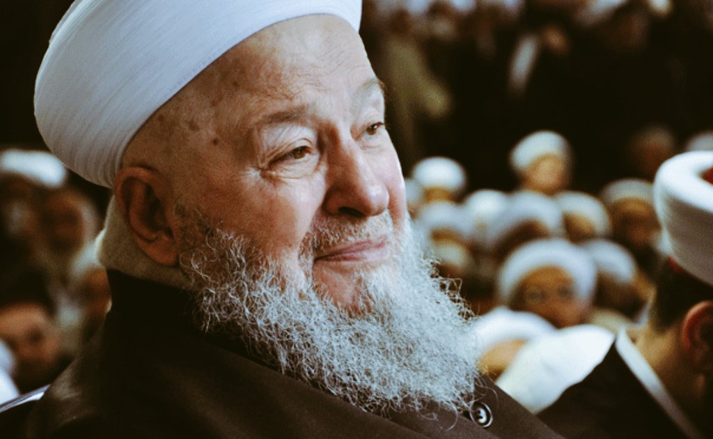 fetih_tv's tweet photo. "Elimi öpmek için sıraya giriyorlar.
İslâmiyeti hakkıyla yaşayın,ben sizin ayağınızı öpeyim."
#MahmudEfendiHazretleri 

اِنَّا لِلّٰهِ وَاِنَّٓا اِلَيْهِ رَاجِعُونَۜ
İnna lillahi ve inna ileyhi raciun https://t.co/B9zJhhNUrj