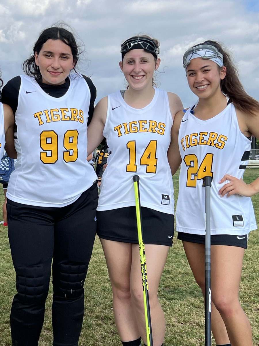 ehs__lacrosse's tweet photo. Congratulations to our 3 players who received First-Team All-League:
Marlene Rendon (goalie), Paige Ounesavath (attack), and Rebekah Krumpe (attack)!!

And a special shout-out to Paige for receiving League MVP!! https://t.co/Hpqw2DYsQ1
