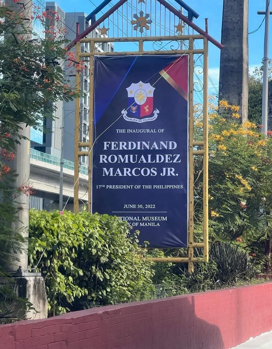 iamrichpharoah's tweet photo. Ayannn naaaaa!! #PBBM #Inaguration22 #FEMSr https://t.co/LXcNMHL9vB