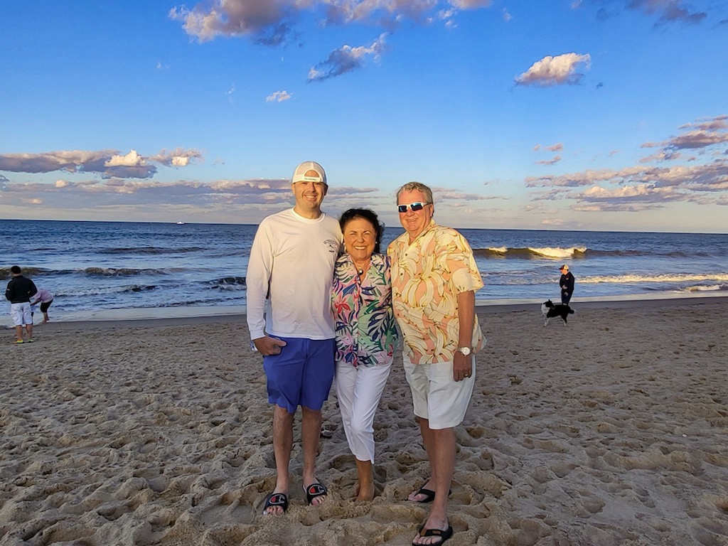 PaulPitcher's tweet photo. Sweet w/out the Ukulele. https://t.co/LbyVUWcxSQ