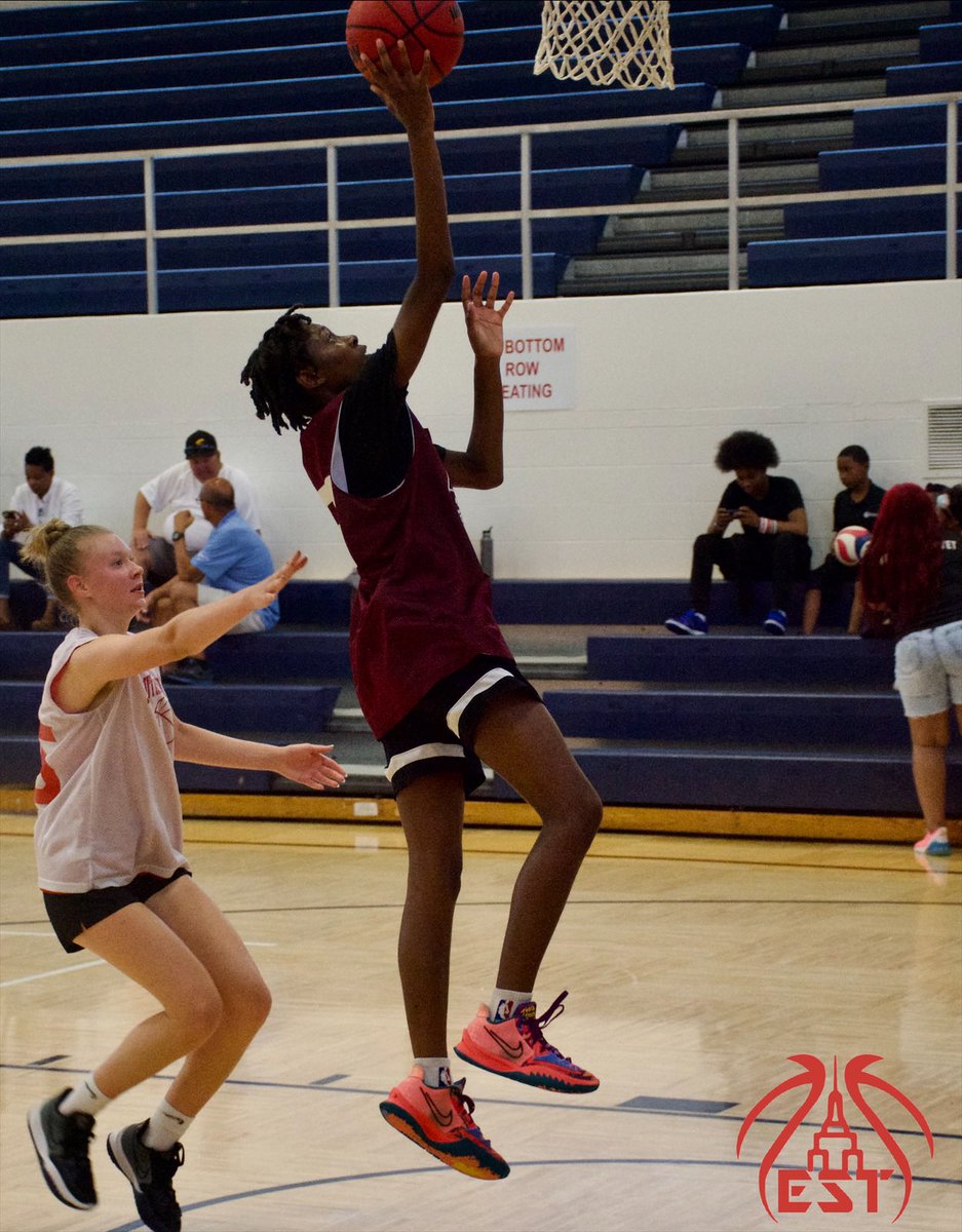 NYSTakeover's tweet photo. Day 2 @SJFWBB team camp #ViewsFromTheBaseline 📸

Good day of hoop again, and I’m TIRED 😅 they have one more day, but I’m on my way back to the 518. Always enjoy my Rochester trips! Another one in the books 📚 https://t.co/bvruHD2XSq