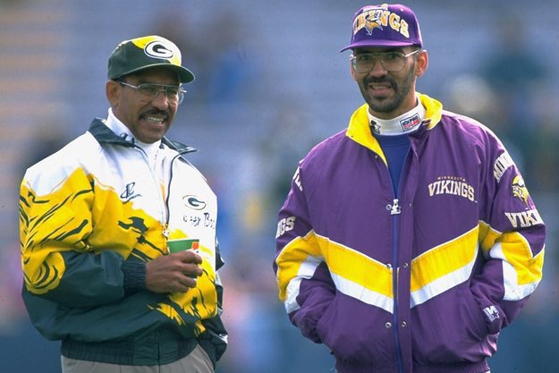 TotalProSports's tweet photo. Take me back to a simpler time when NFL coaches wore Starter jackets on the sidelines. 🔥🔥🔥 https://t.co/E8uzX31jyN