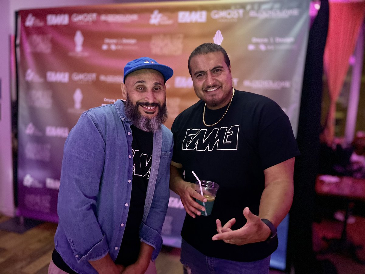 AndaluzArt's tweet photo. As you can see yesterday was a great time at the @Fam3Event . I want to thank my partner and co-founder @dnycexdesign for pulling this project together. I also want to thank @TocoDeco @10K80minutes @waleedshahphoto @offglitchmag @VenusDeFi @SharkAnth0ny you rock https://t.co/sJdKyRd2yr