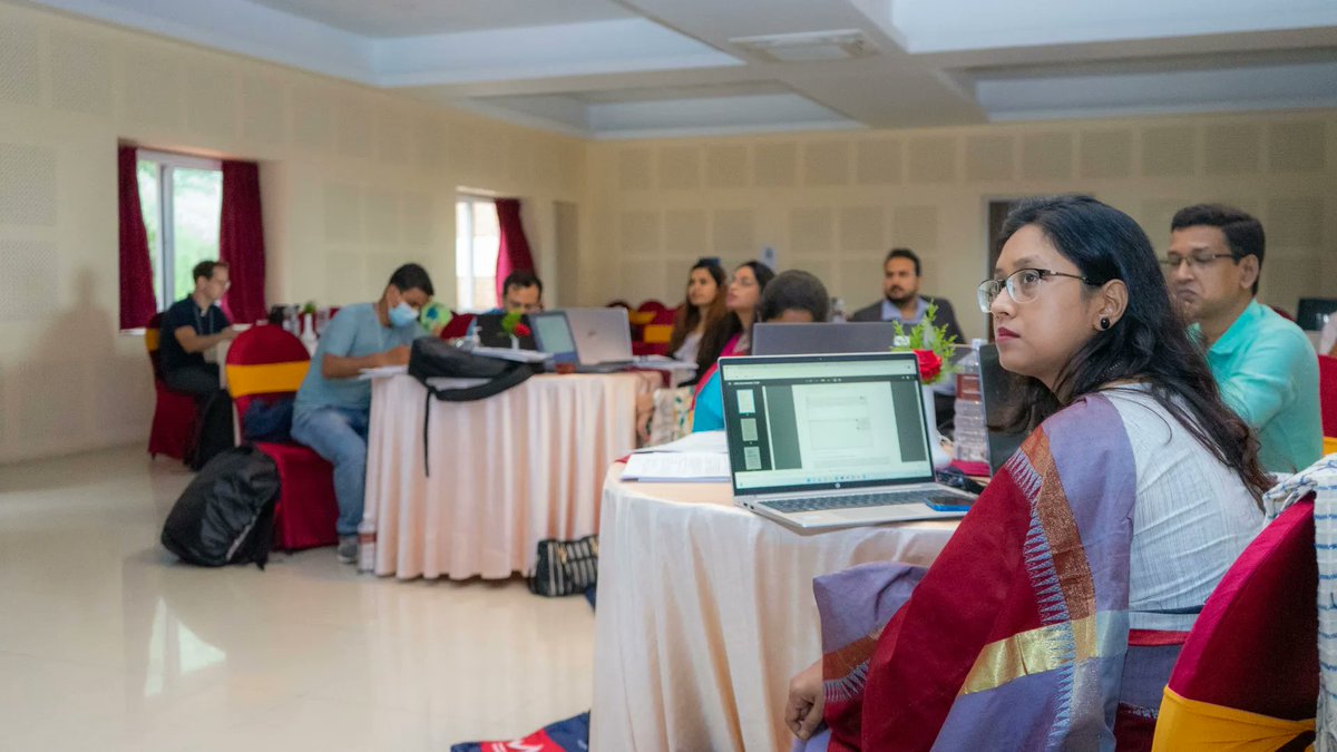 icimod's tweet photo. We kicked off regional training on spatial & temporal analysis of #climatechange indices using #CORDEX datasets over #SouthAsia with @metofficewww & @SMHI/ @WCRP_CORDEX
👉 https://t.co/BghO8nNHjV #ARRCC #climateservices
@pmdgov, @Buetacbd, @BMD_bangladesh, @DHM_nepal @FCDOGovUK https://t.co/pTR1b3qFez