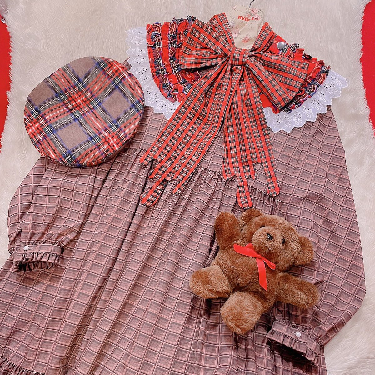 Hei コラボワンピース レッド チェック ヘイヘイ Heihei 最新の激安
