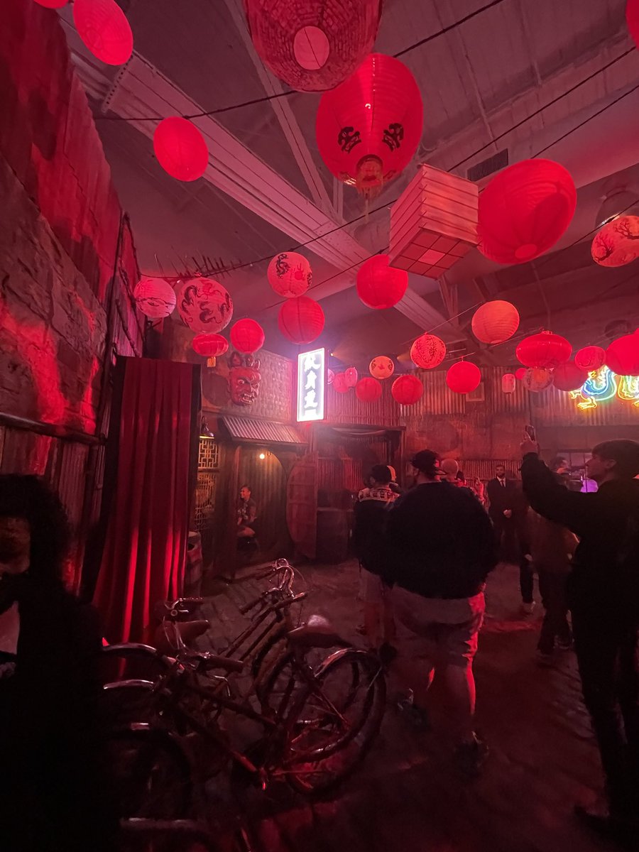 punk9059's tweet photo. Azuki event is a space transformed into a legit museum. With a tattoo parlour. Pretty dope. Much more diverse crowd than the other events I’ve been to. https://t.co/SVVRrzO24d