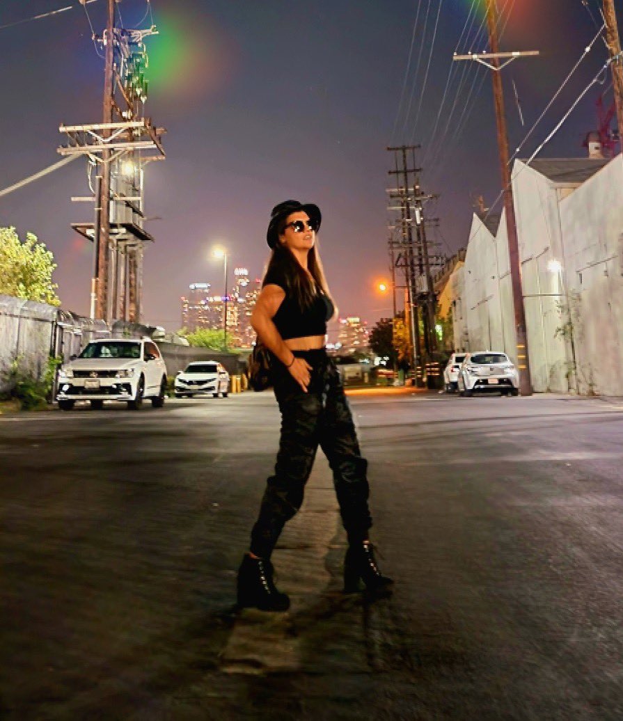 Sonju 🧃🔊🏒📈 tweet media