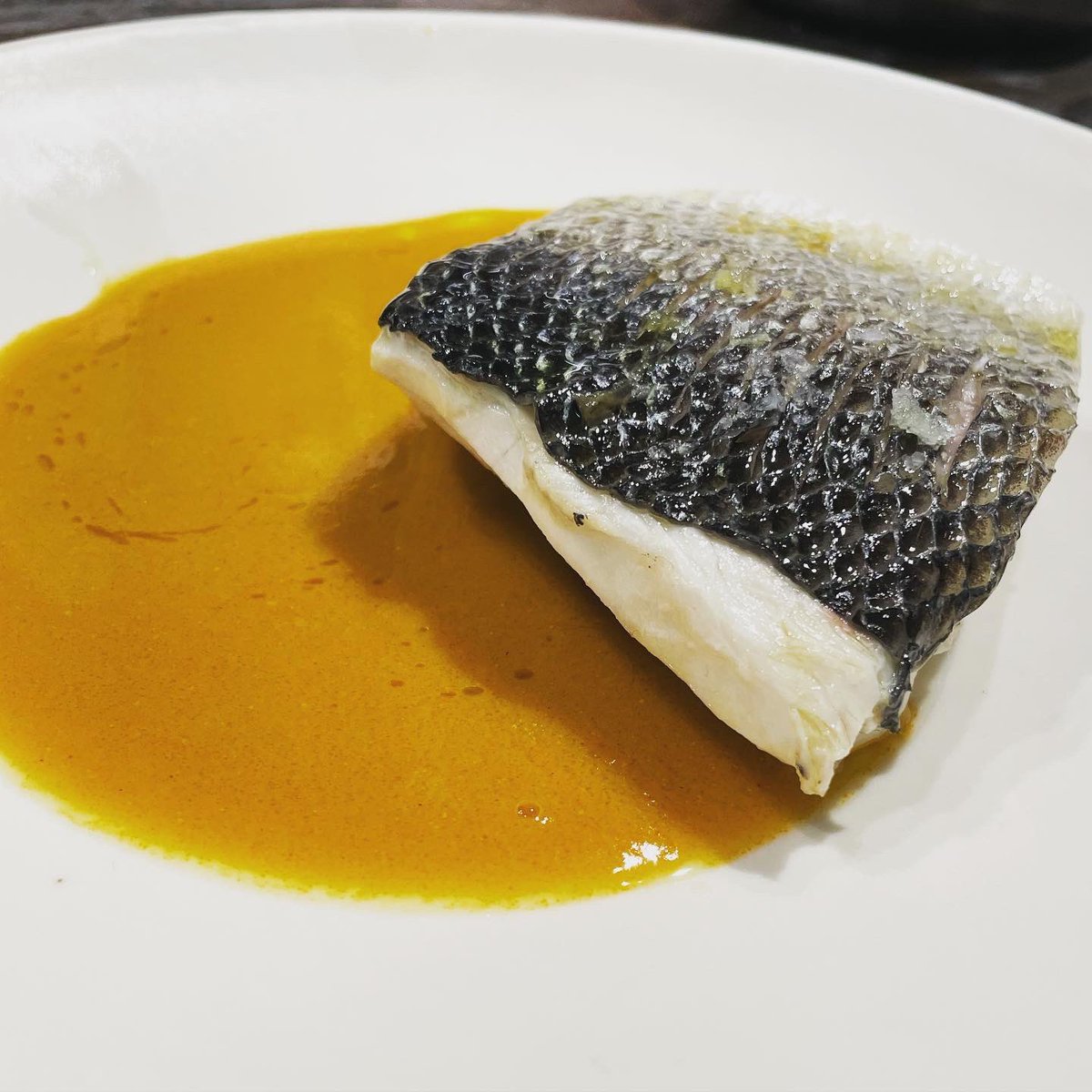 Bschefacademy's tweet photo. Three fantastic dishes demonstrated by @adambyatt for our Level 5 Chefs yesterdayπ©βπ³π§βπ³
Pigeon with glazed apricot
Turbot cooked in fig leaves & served with stuffed courgette flower
Sea bass cooked en papillote with monk fish soup & fennel and onion lyonnaise
#bschefacademy https://t.co/Htt9opdOx3