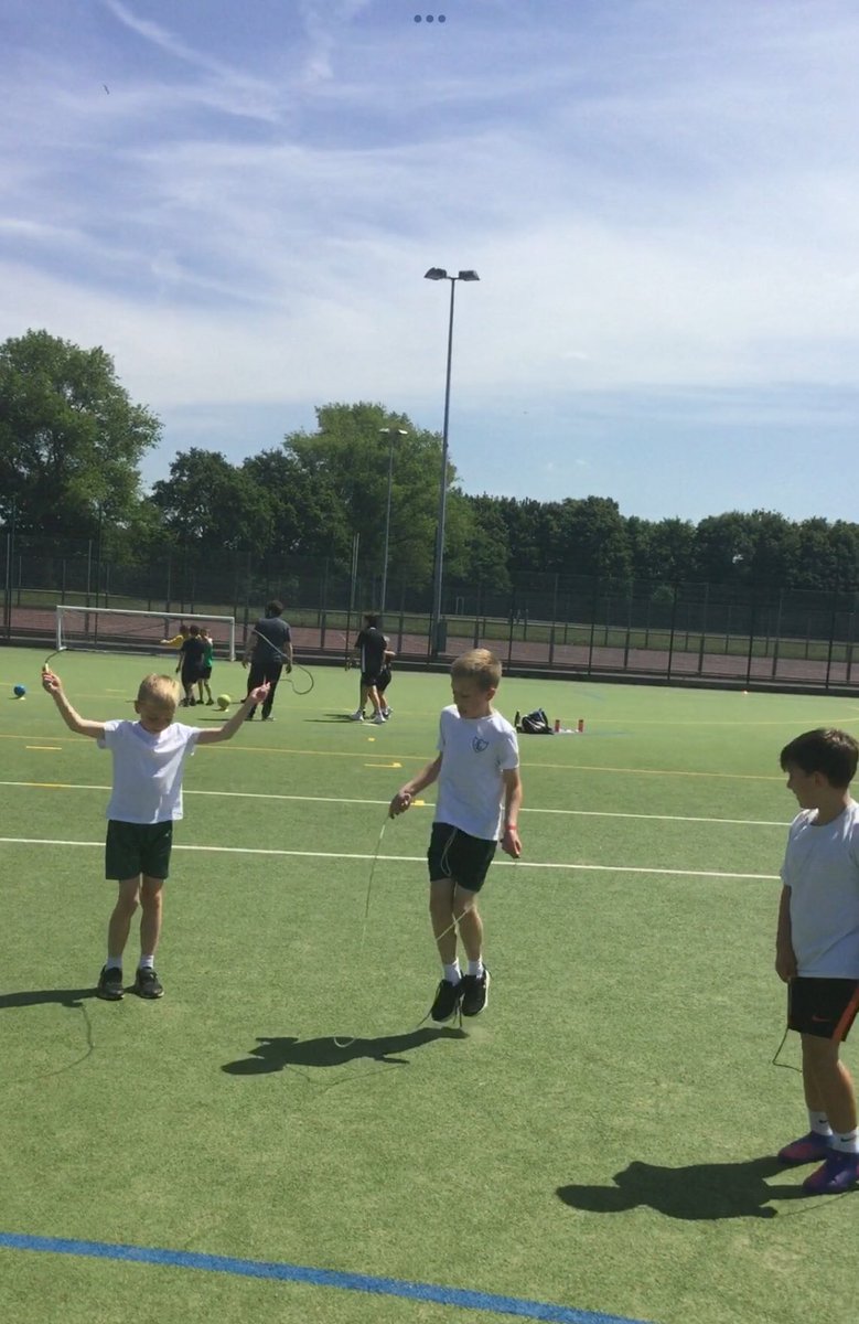 Y4 had a fantastic afternoon in the sun on Tuesday at Newton trying out games from different Commonwealth countries. Thanks to <a href="/StHelensSG/">St Helens School Sport</a> for hosting. #Commonwealthgames2022