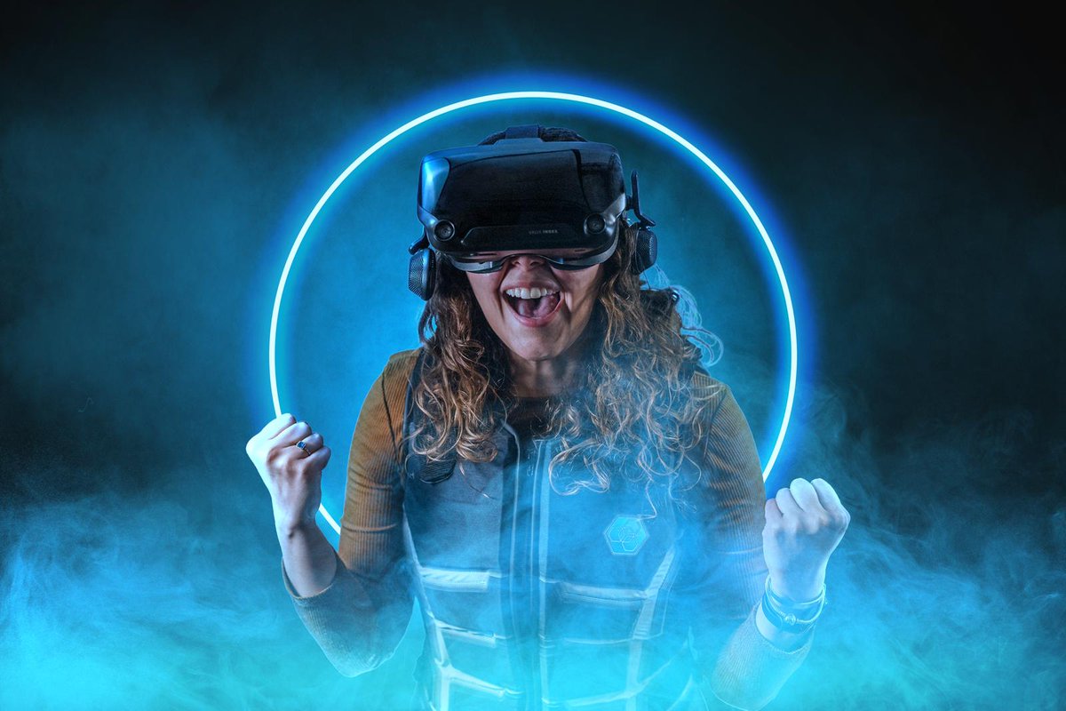 Skinetic_'s tweet photo. AHHHHHHHHHHH 😱 🤩
This is how we reacted when we knew our haptic vest, Skinetic, was available for pre-order!! Order yours now to live a real-life tactile illusions for unique #VR experiences! 🎉
➡ https://t.co/6NCiSOxnzI
#haptics #skinetic #innovation https://t.co/y5nCtVva4S