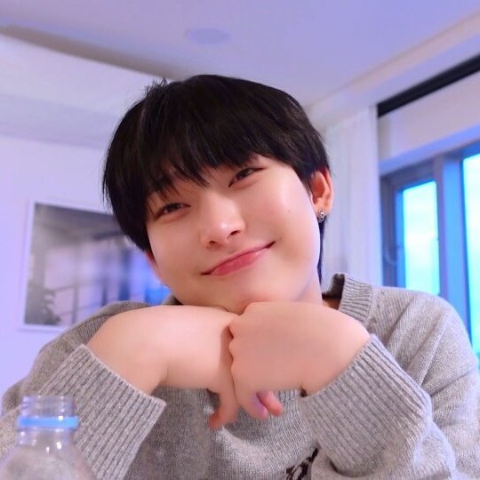 sunxxmaze's tweet photo. Why is it that looking at Sunoo makes me feel so happy? 

And Sunoo we have the same birthday so I prepared a cake for the two of us 🤩 Happy Birthday 🥰🫶 #떠누야생일축하해 https://t.co/sgkTMjnTYq
