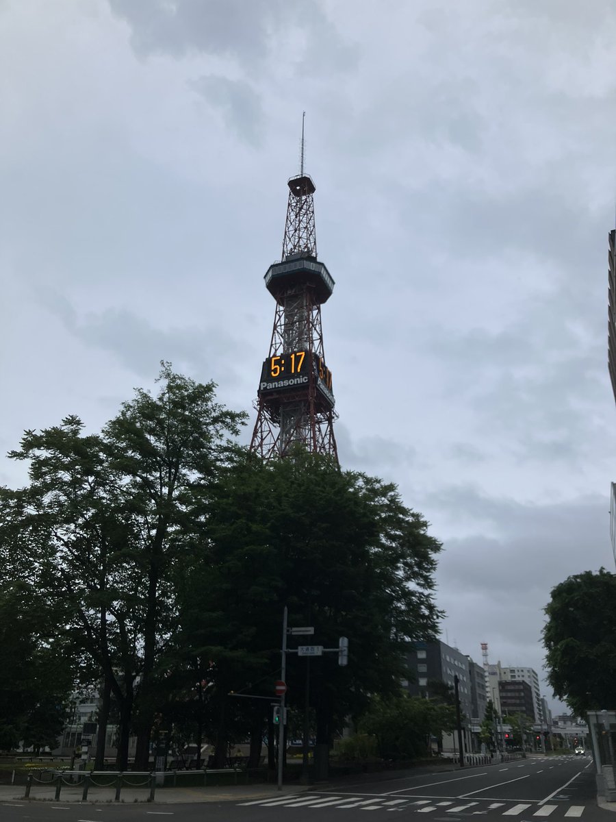 Hassee82's tweet photo. ダ　イ　ナ　ミ　ッ　ク　登　校 https://t.co/YRa79utrt0