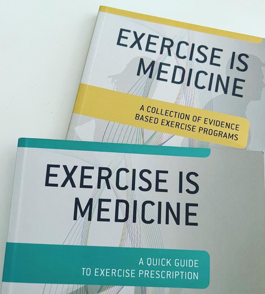 HS_Academia's tweet photo. ¿Quieres dedicar tu vida profesional a la Educación Física?

¿Estás dispuesto o dispuesta a reciclarte constantemente? ¿A desmontar mitos? ¿A dejar que la ciencia te guíe?

--- 🏋🏼‍♀️🤼‍♀️🤸🏾‍♀️🧘🏼‍♂️⛹🏻‍♀️🚴🏼 ---

💪 #EspírituHealthSpace
🖥 https://t.co/wsLPQQrZJf
📌 Vigo - Valencia - Tenerife https://t.co/D2reT33uet