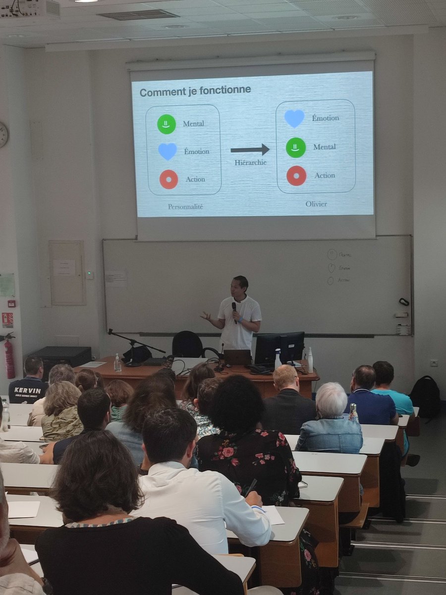 IUT DE LAVAL tweet media