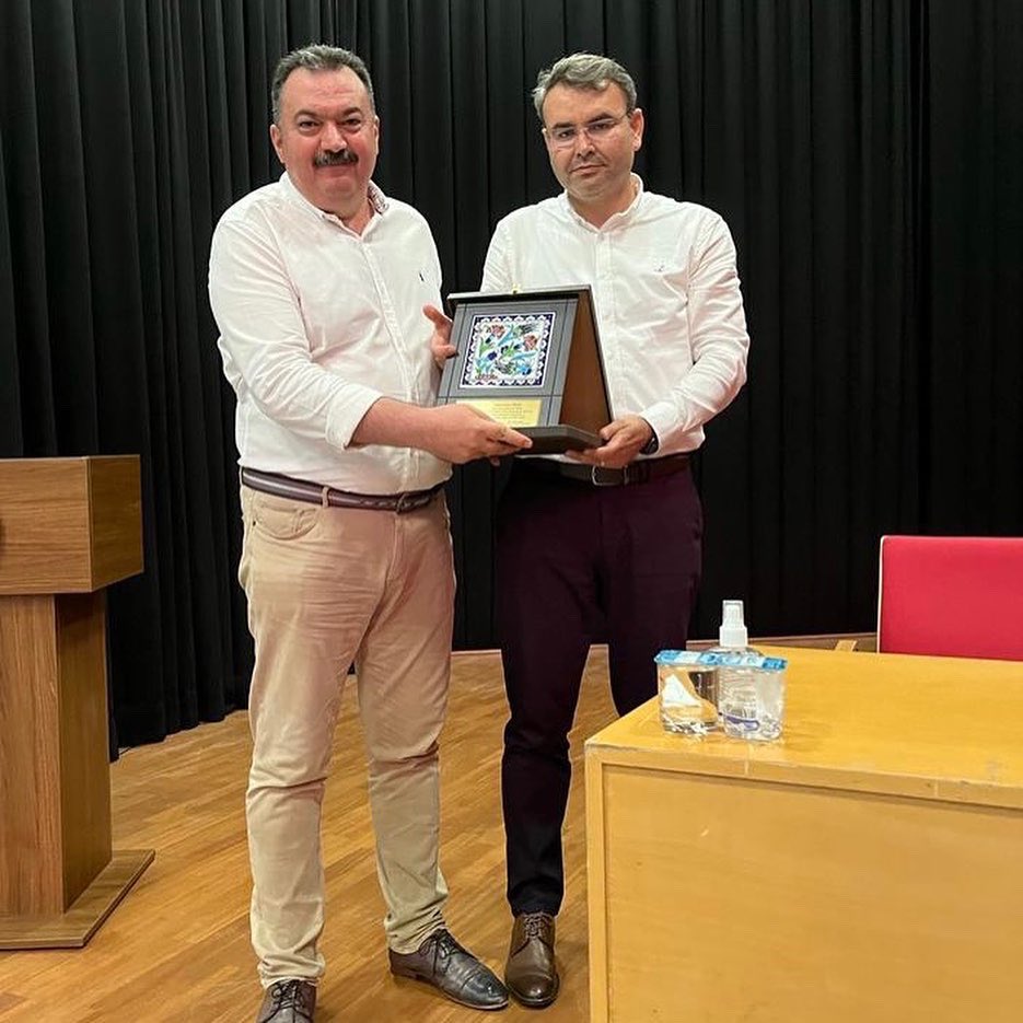 oncummb's tweet photo. - Engin AYTAÇ - Yürütme kurulu başkanı 
- Şule Ağaçayak ERSOY - Başkan yardımcısı 
- Selamet AKYÜZ - Grup sözcüsü 
Üyeler: 
- Cem Sefa MISIR
- Fatoş Kabataş HAMZALI
- Mesut ECE
- Muttalip YAVUZ
- Müslüm POLATKESEN
- Yunus BOZTEPE
Olarak seçilmişlerdir. Başarılar dileriz. 
. https://t.co/lpPlLLduA7