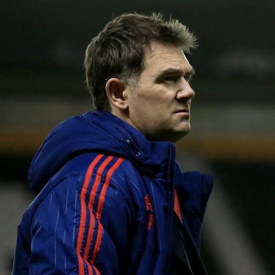 utdfocusid's tweet photo. Perwakilan Manchester United telah bertemu dengan pihak Barcelona beberapa kali, dan pembahasan tidak hanya melulu soal Frenkie de Jong. 

📰: [@AndyMitten, @BritishGQ] https://t.co/lGierVsSeZ
