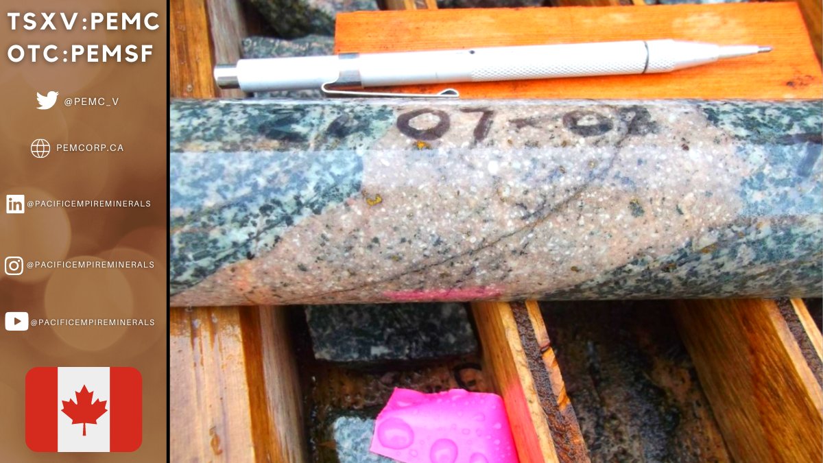 #GeoPorn @PEMC_V's new #Copper #Gold Col Project 50km NW of @Centerra_Gold’s Mt. Milligan Mine. Porphyry intrusion in DDH-2007-2 @ 77m with chalcopyrite as blebs, disseminations & veinlets (note emplacement of sheeted quartz veins appears to precede emplacement of porphyry)
