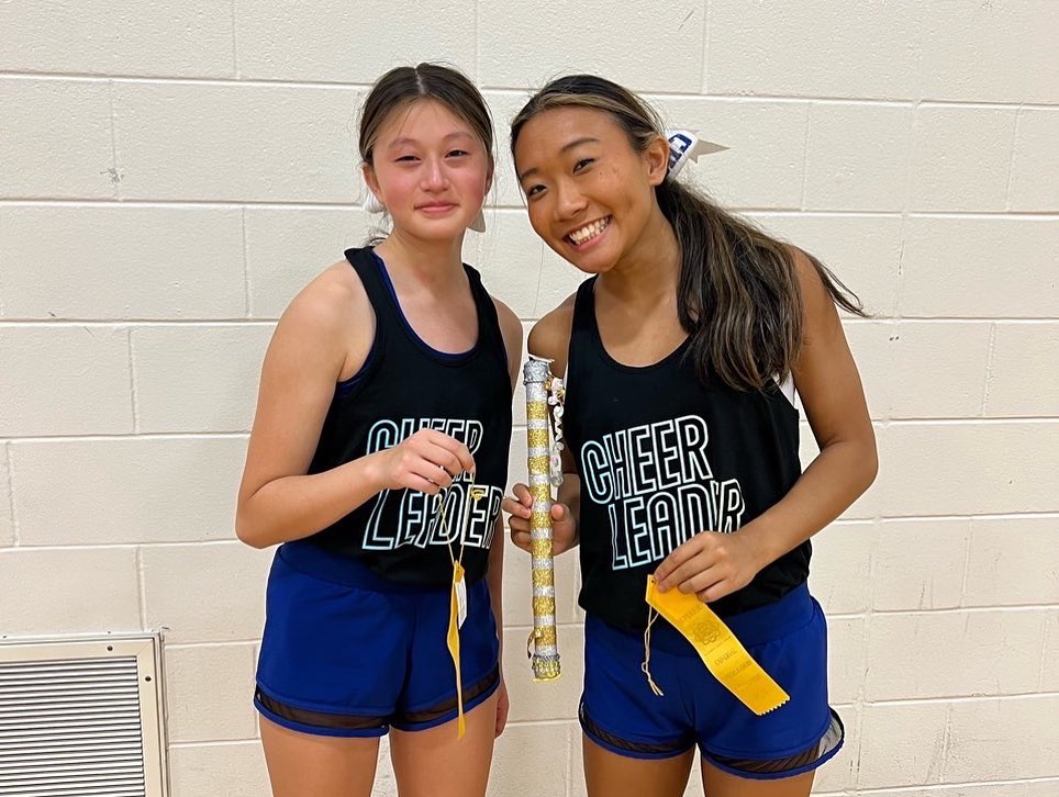 CarmelHSCheer's tweet photo. Camp routines ✔️Ayumi and Sharon jump finals✔️spirit sticks✔️Friday night lights with our good friends at @bishopdwengercheer ✔️pep rally fun✔️Final Demo Day tomorrow. Let’s gooo!! #GRIP #CUPA100 #PACT100 @ucaupdates #MASTERSCAMP https://t.co/PGDKZ0nafr