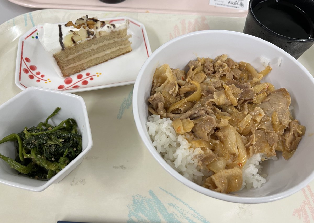 OUC_OJOU's tweet photo. お嬢様・ランチ https://t.co/v4VTxh3v5G