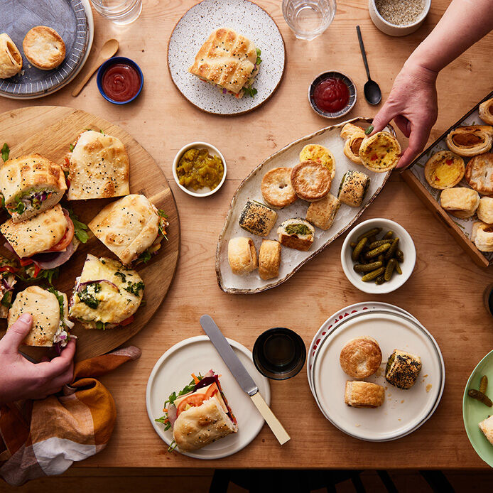 BanjosBakery's tweet photo. Catering for a crowd? Now it’s even easier to grab something for everyone, all in one place on the Banjo’s App. 

For a smoother and easier ordering experience, download the Banjo’s App in the Google Play or App store. 

https://t.co/VaCs7psOJ1

#banjosapp #platters #party https://t.co/6DynpW0ad6